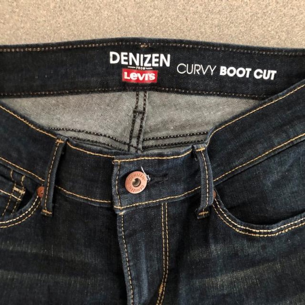 Denizen by Levi's curvy bootcut jeans, size 8